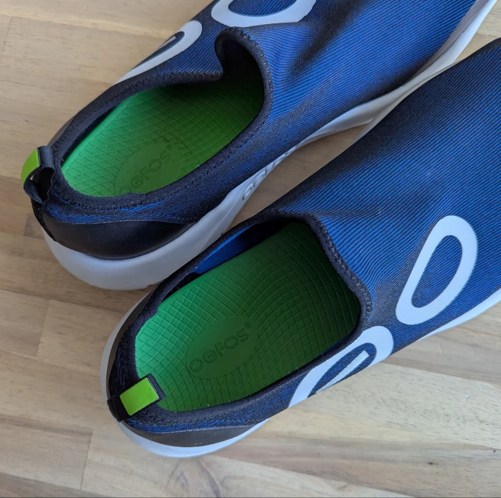 OOFOS Men's OOmg eeZee Low Shoe -Men's Size‎ 12